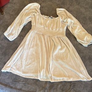 Chic Cream Mini Dress with Puff Sleeves